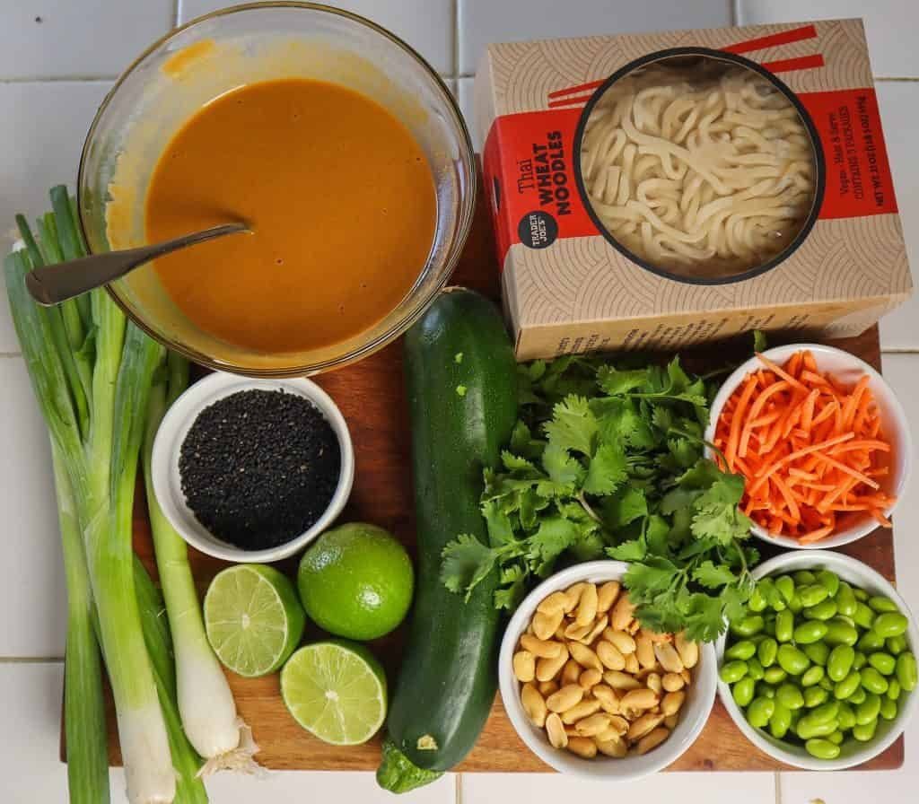 Ingredientes de fideos de maní