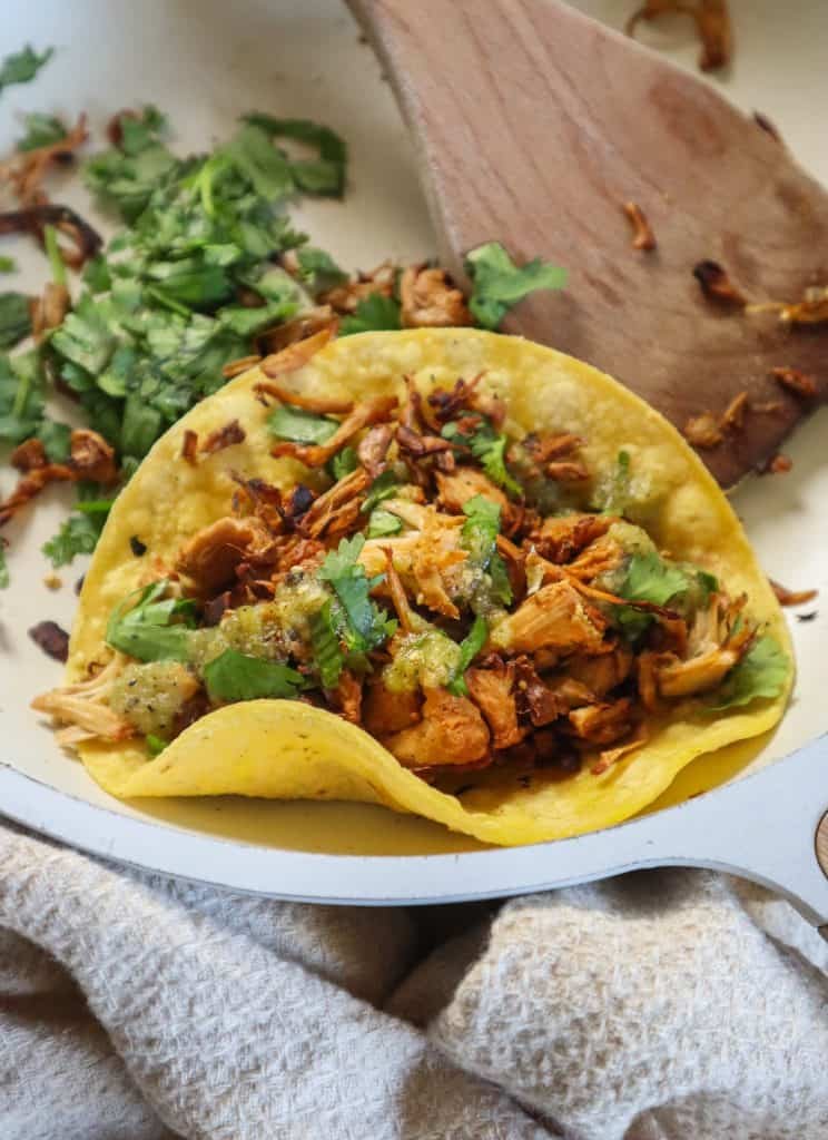 VEGAN JACKFRUIT CARNITAS TACOS