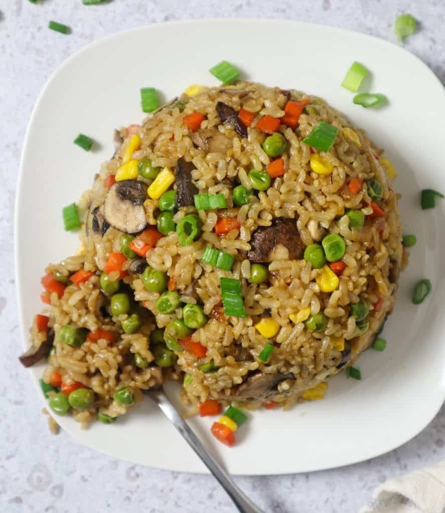 Arroz frito vegano