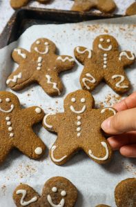 easy vegan gingerbread cookies